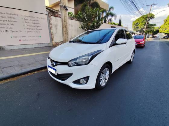 HYUNDAI HB20S 1.0 COMFORT STYLE 12V FLEX 4P MANUAL